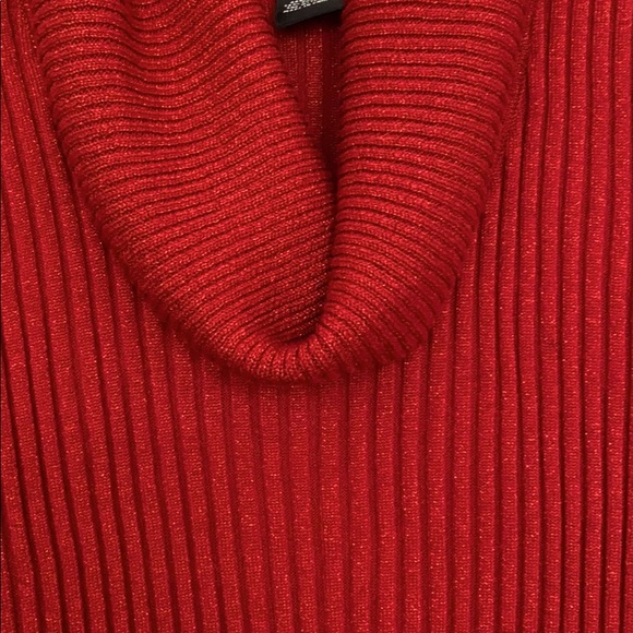 Cowl neck pullover - Picture 3 of 4